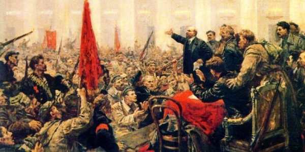 Composición pictórica que muestra a Lenin en asamblea obrera