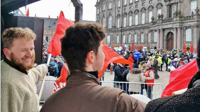 Juventudes Comunistas Danesas (DKU) contra la concertación social y la guerra