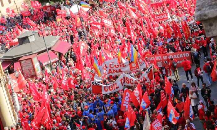 Sindicatos italianos en lucha por una nueva era de derechos laborales