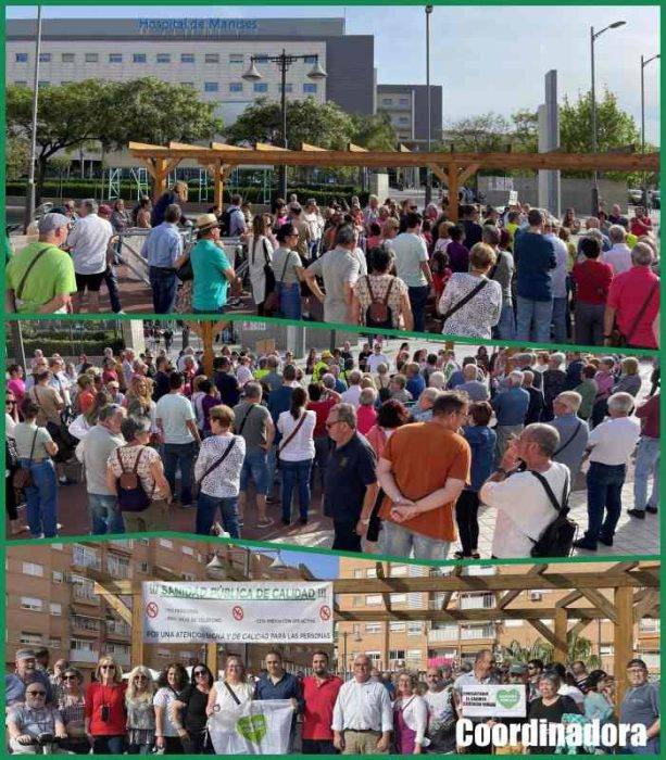 Importante concentración frente al Hospital de Manises en defensa de una sanidad pública y de calidad