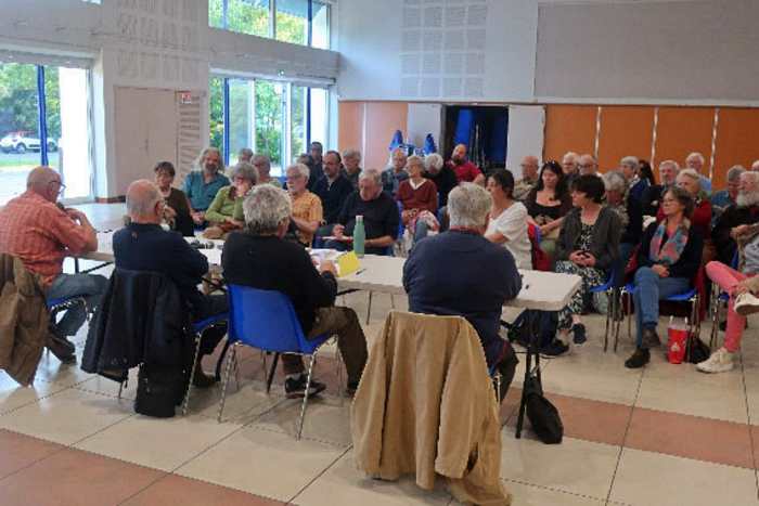 Foto de la Mesa Redonda en La Rochelle