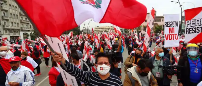 Éxito de las movilizaciones en Perú y llamado a nuevas protestas