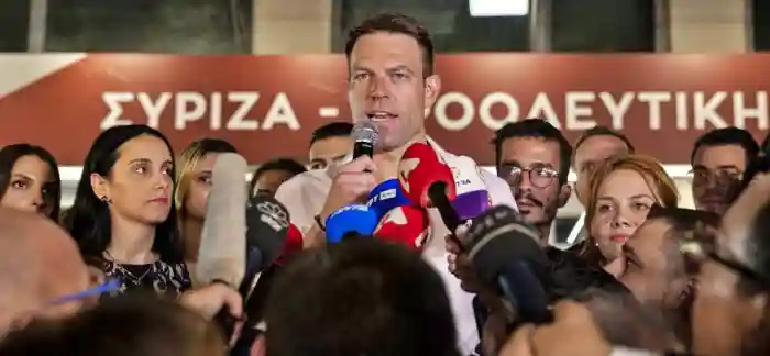 Syriza elige al banquero Kasselakis líder del partido