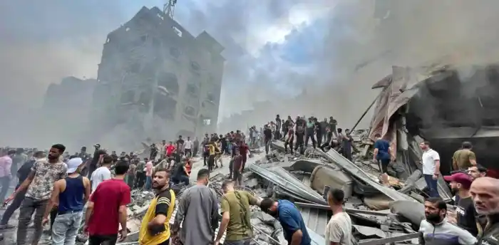 ¡Alto el fuego inmediato, levantamiento del bloqueo de Gaza!