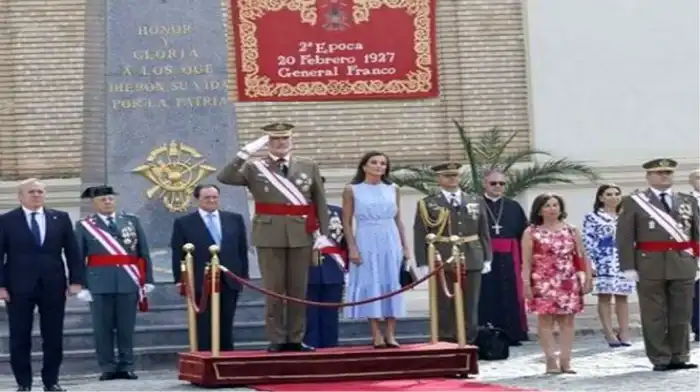 Composición del desfile militar del 12 octubre 2023