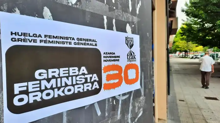 Cartel de la convocatoria de huelga en las calles de Bilbao