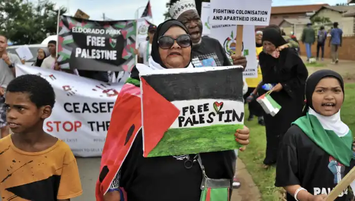 Dirigentes sudafricanos denuncian el apoyo de Occidente a Israel