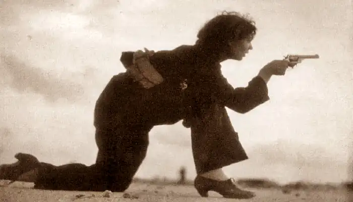 Mañana tal vez el futuro: papel de las mujeres extranjeras en la guerra de España