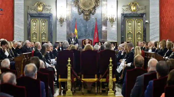 Jueces, fiscales y altos funcionarios se unen contra la Ley de Amnistía | Efe