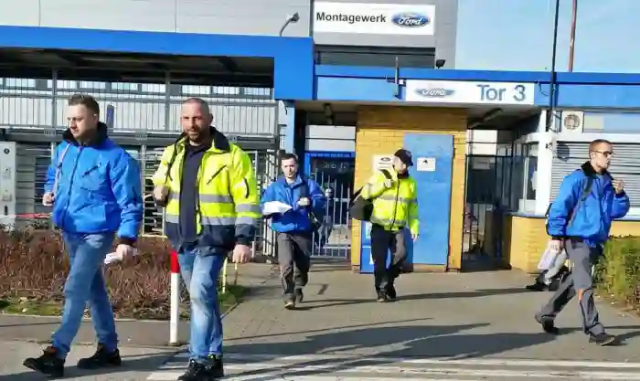 Recortes masivos de plantilla en los grandes monopolios alemanes