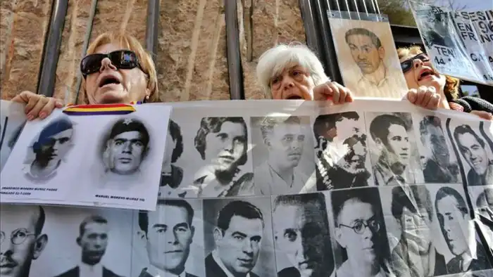El Constitucional reafirma la impunidad de los crímenes del franquismo