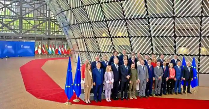 ¿La nueva Unión Europea? Un partido único de la OTAN y la austeridad. Estados Unidos agradece.