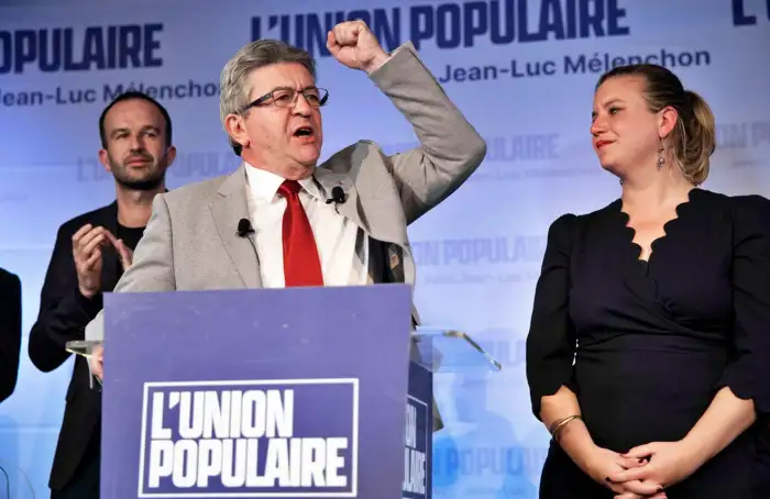 Si Macron se niega a someterse al voto del pueblo, el Parlamento debe destituirlo
