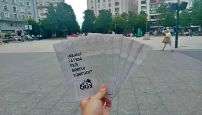 Autodefensa vecinal contra las viviendas de uso turístico