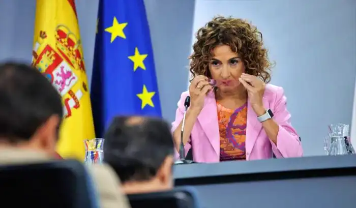 El Gobierno retira la tramitación en el Congreso de la «senda del déficit» por falta de apoyo