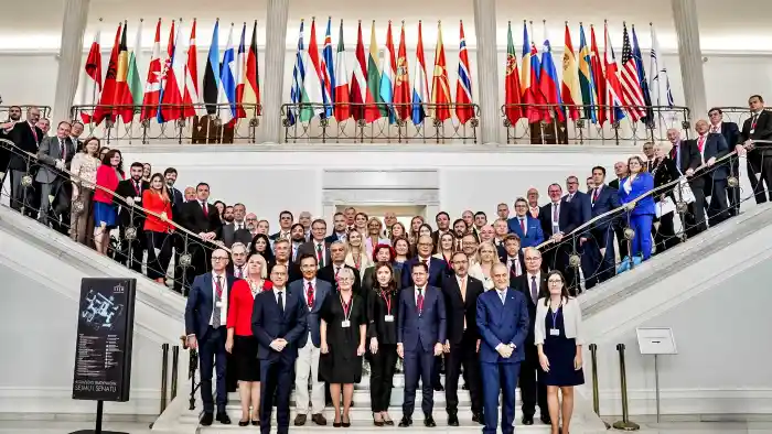 Segunda resolución militarista del Parlamento Europeo y retrato de la izquierda