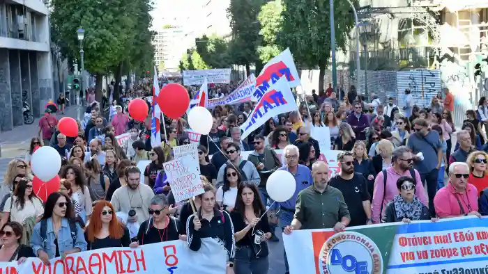 Los trabajadores de Grecia se movilizan contra la austeridad