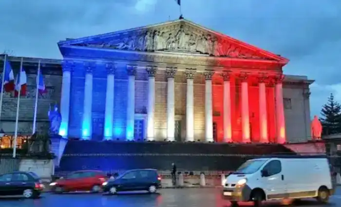 Sobre el fracaso de los gobiernos en Francia