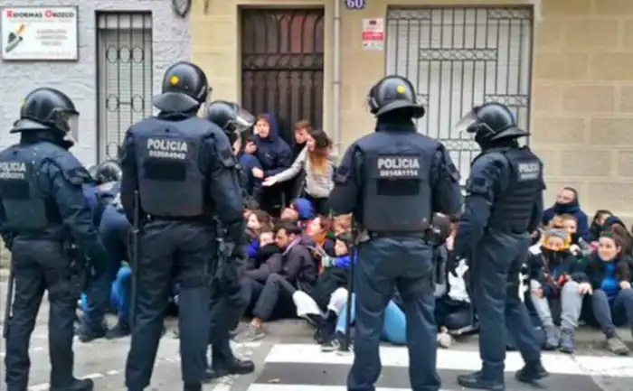 La moratoria antidesahucios del Gobierno solo frena uno de cada cuatro.