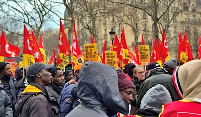 Macron nombra un gobierno zombi en Francia
