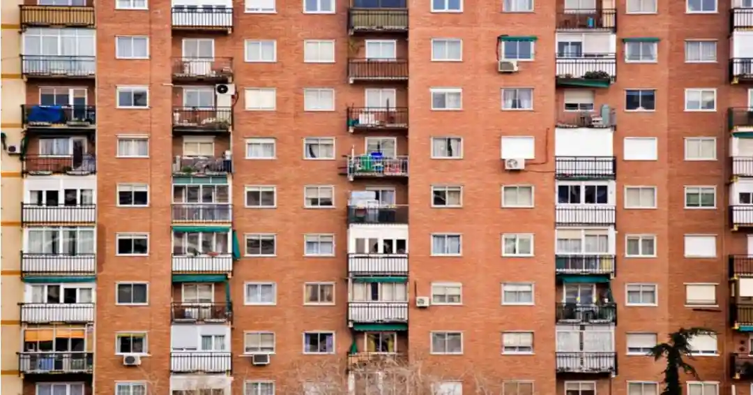 Las medidas del gobierno sobre vivienda favorecen los beneficios inmobiliarios y dan la espalda a la clase trabajadora.