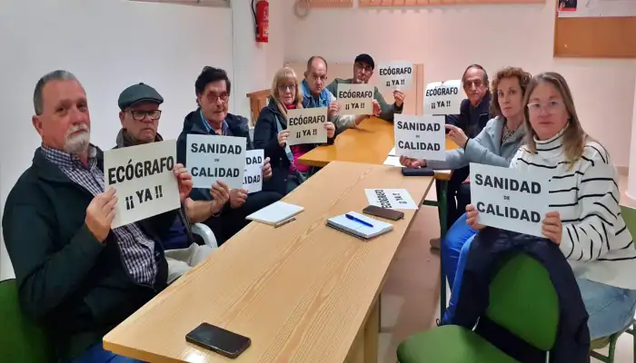 14 de enero: Concentración ante el Hospital de Manises por una sanidad pública de calidad.
