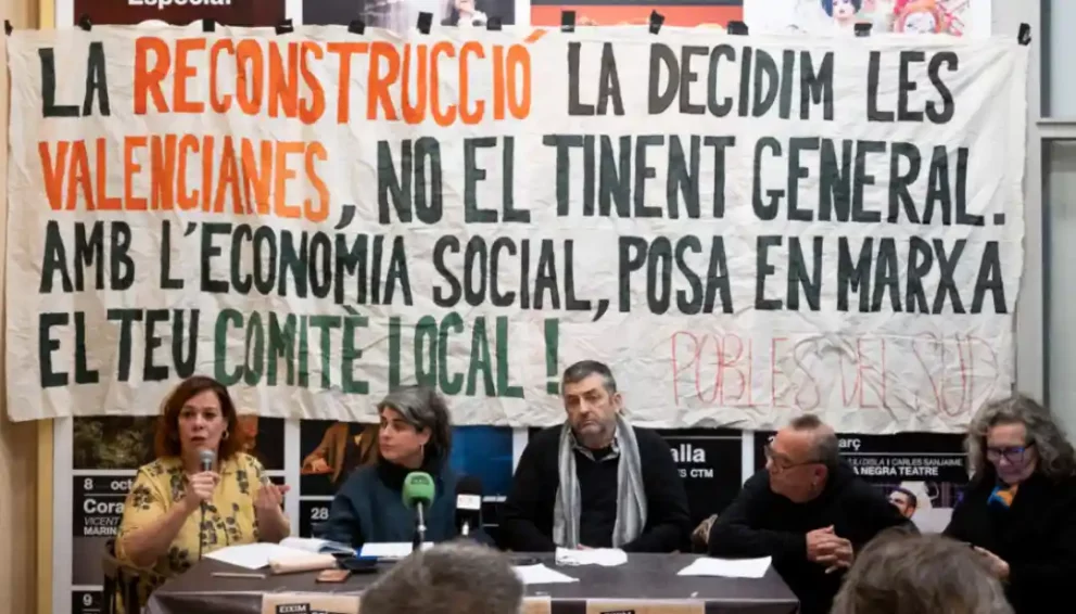 Creación de los primeros comités populares de reconstrucción y emergencia en Valencia.
