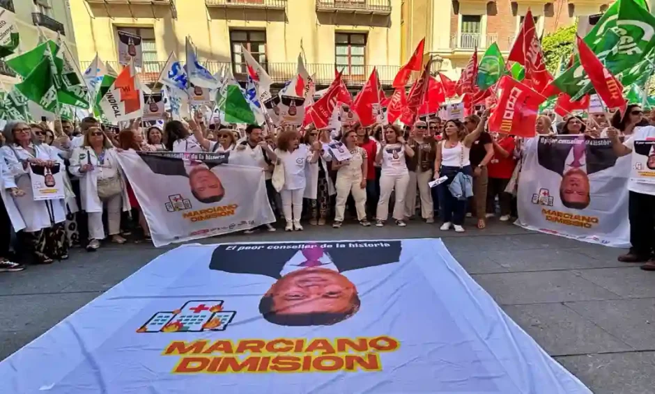 Sindicatos valencianos exigen un giro urgente en la gestión sanitaria y la dimisión del conseller Marciano Gómez.