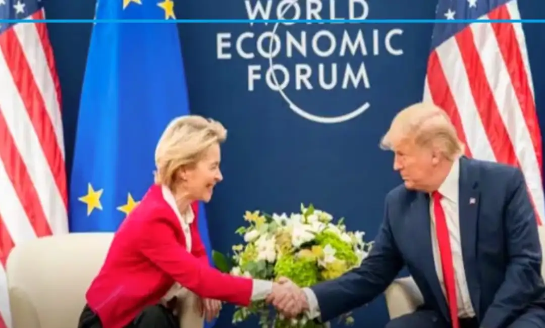 Presidentes de EEUU y UE estrechan la mano