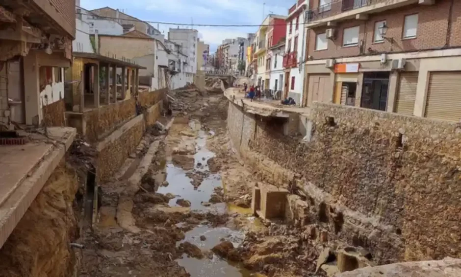 «Endavant» y el plan de reconstrucción que no tenemos.