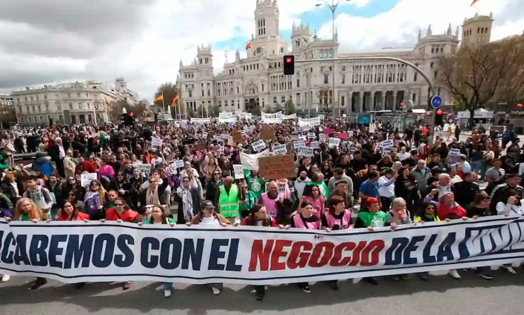 Foto manifestación por el derecho a la vivienda