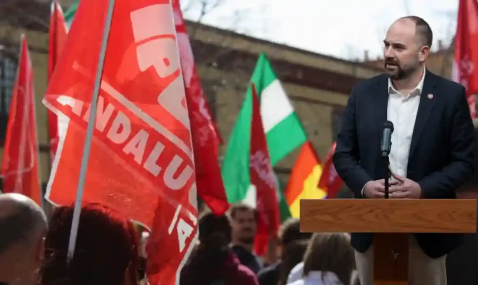¿Hay partido, cambiando las direcciones del PCE-PCA?