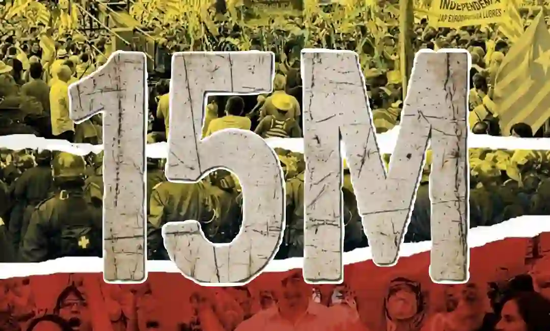 Composición por IA de carteles sobre el 15M