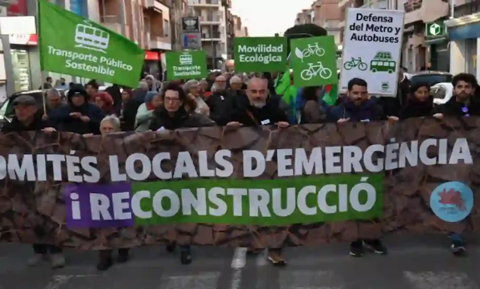 Los CLER impulsan el transporte metropolitano público y sostenible.