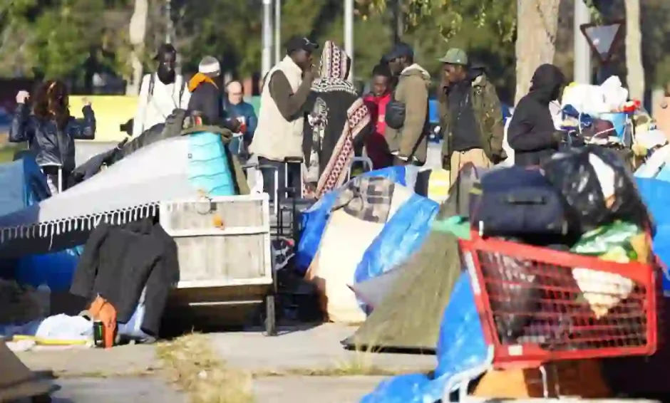 Quieren desalojar a 1300 emigrantes de la zona del Grau de Valencia.