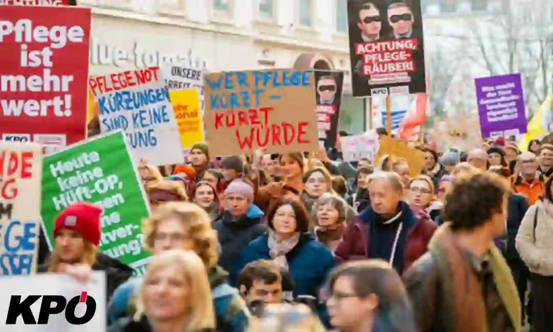 Foto de archivo de la candidata comunista haciendo camapaña en Graz