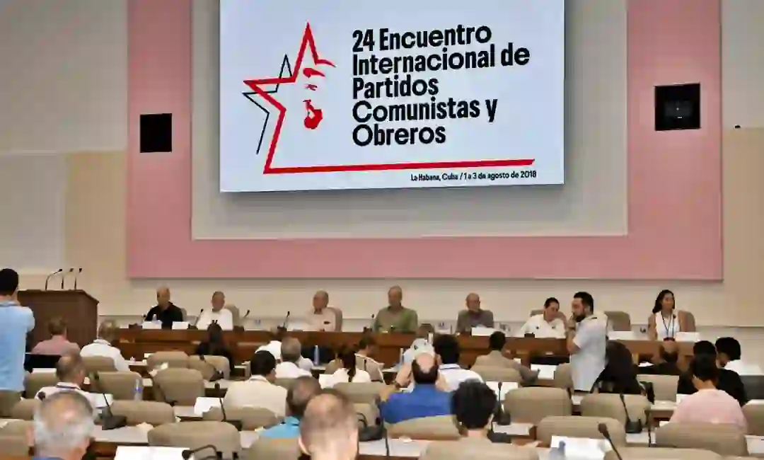 Foto de archivo del encuentro realizado en La Habana