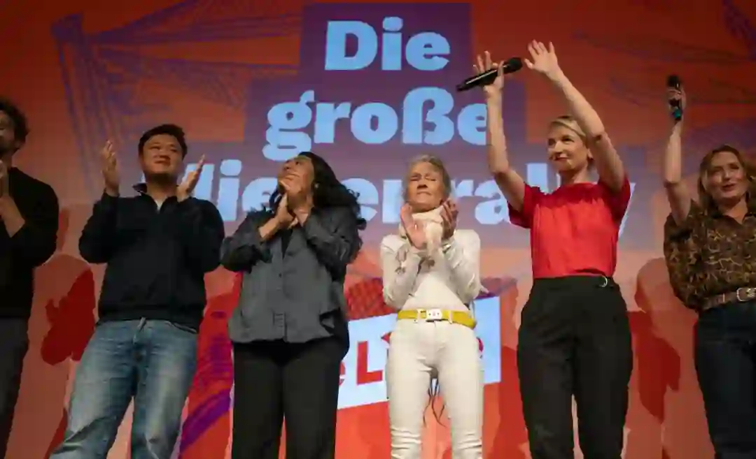 Foto de archivo de la celebración de resultados enb Die Linke